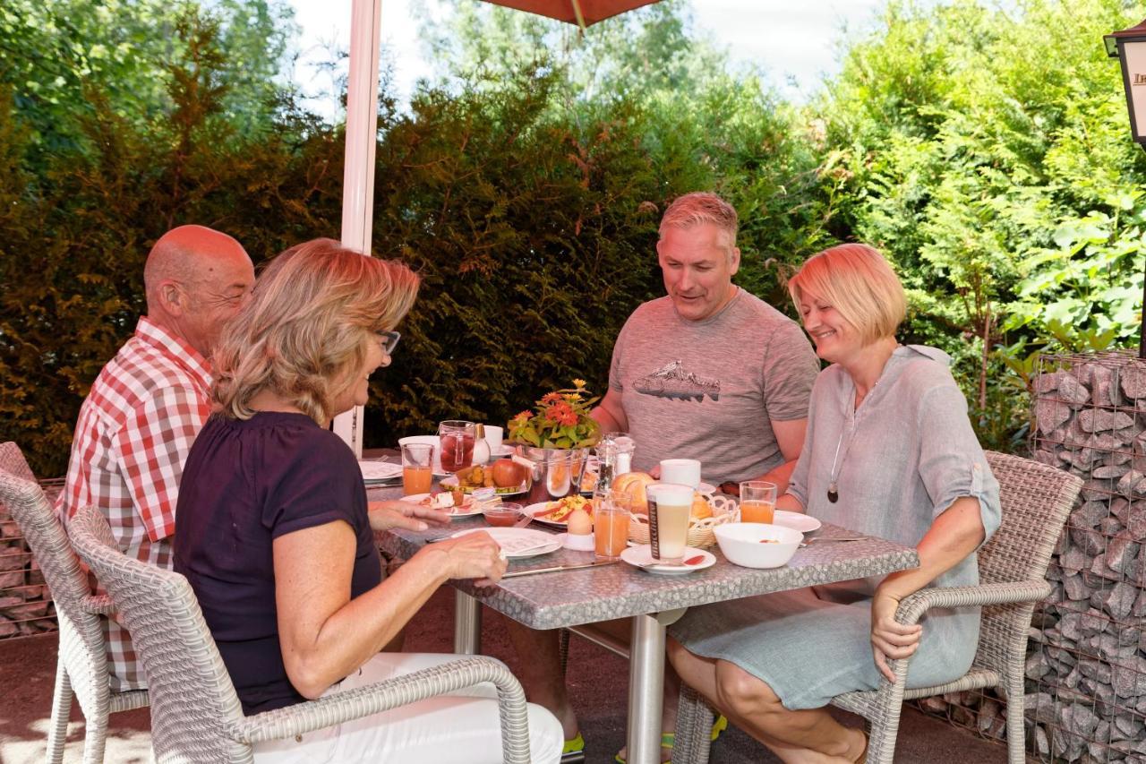 Wellnesshotel deine Auszeit Achslach Exterior foto